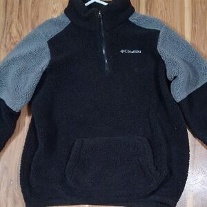 Columbia Black and Gray Sweater